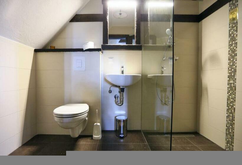 اتاق استاندارد با بالکن, Pomona Relaxing Nature Guest House