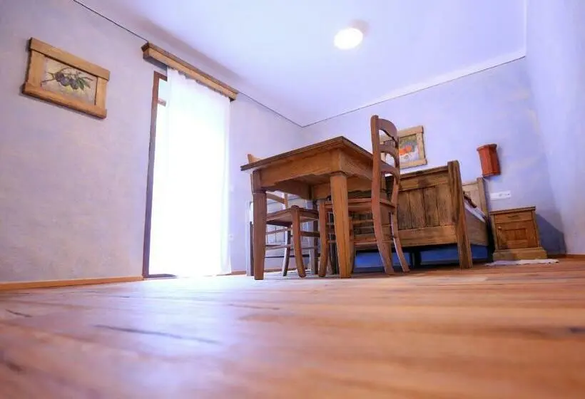 اتاق استاندارد با بالکن, Pomona Relaxing Nature Guest House