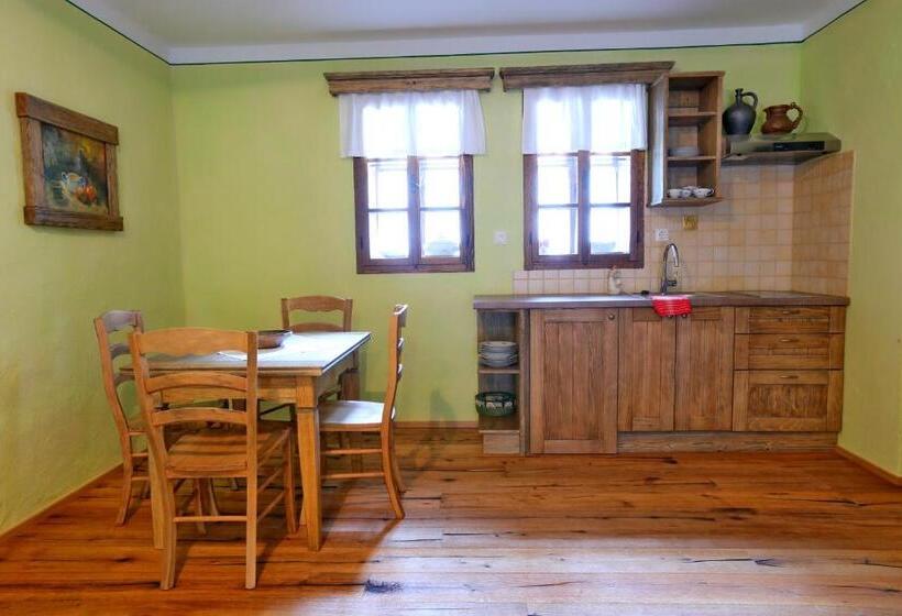 استودیوی استاندارد, Pomona Relaxing Nature Guest House