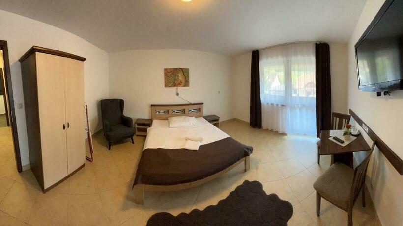 اتاق استاندارد, Garni Hotel Fatra