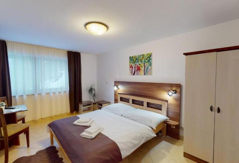 اتاق استاندارد, Garni Hotel Fatra