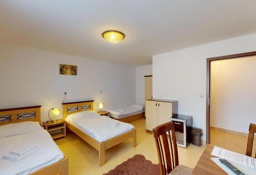 سوییت, Garni Hotel Fatra