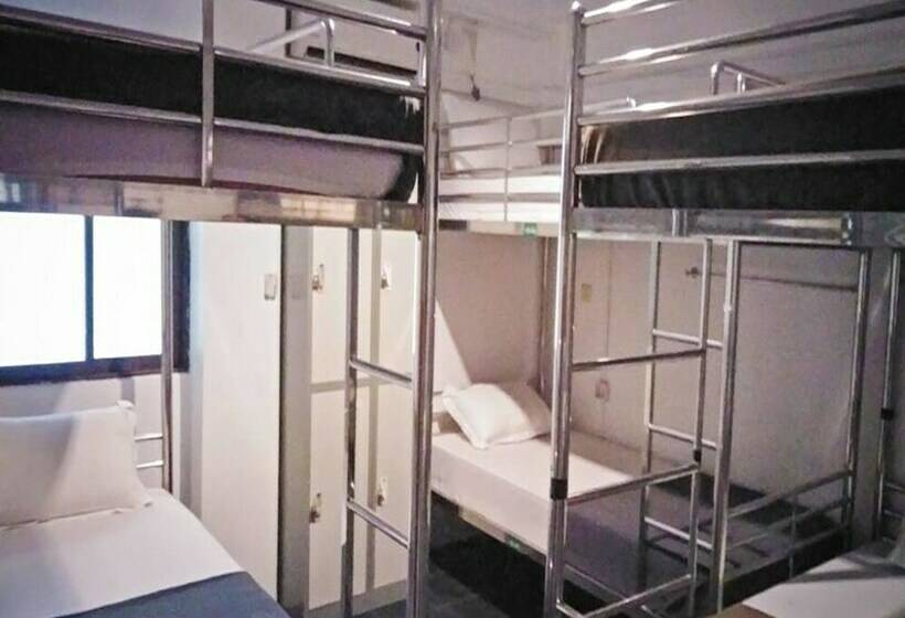 تختخواب در اتاق مشترک, Hostel 9