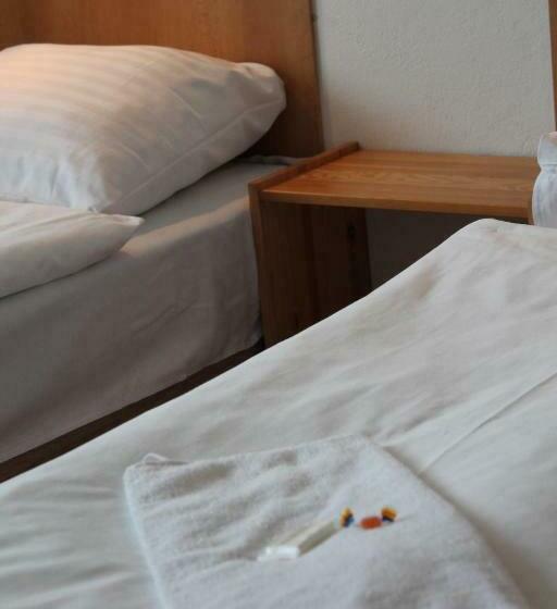 غرفة قياسية ثلاثية حمام مشترك, Hostel Turist