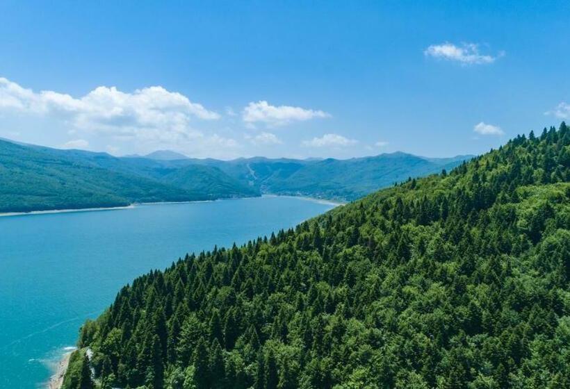 اتاق لوکس با وان آب گرم, Bistra, Resort Mavrovo