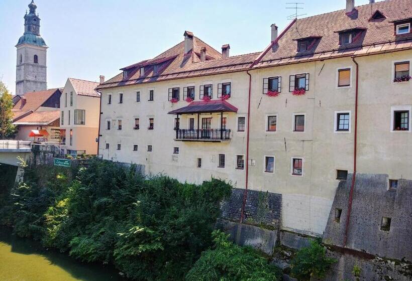 اتاق استاندارد با چشمانداز, Garni Paleta