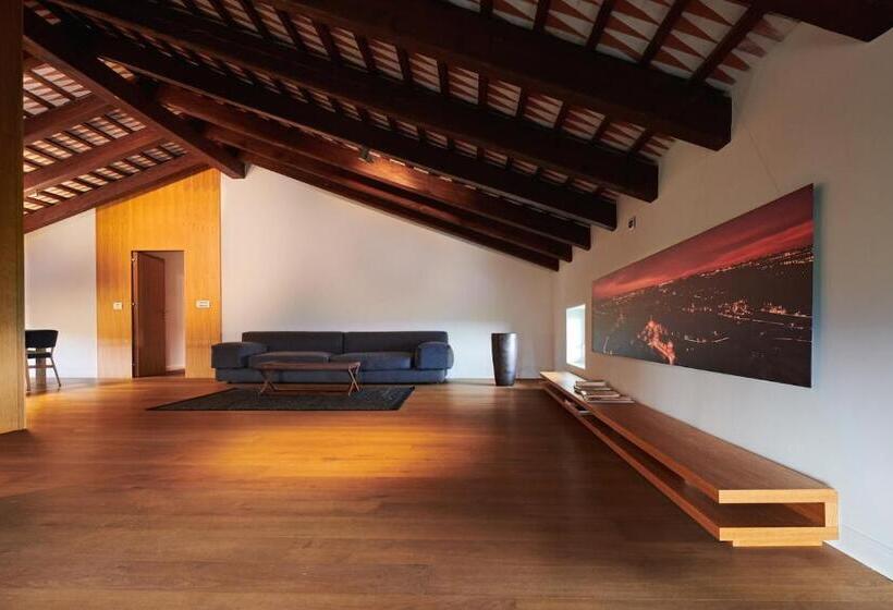 سوییت لوکس, Gredič