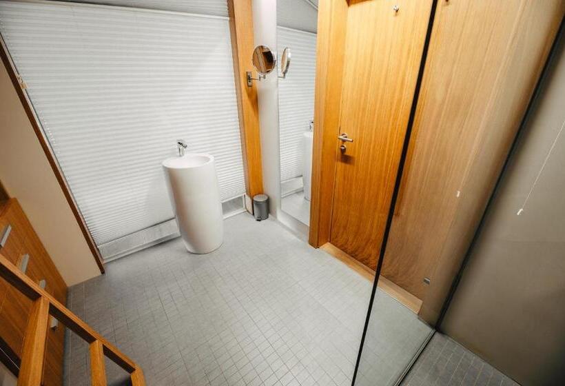 سوییت لوکس, Gredič