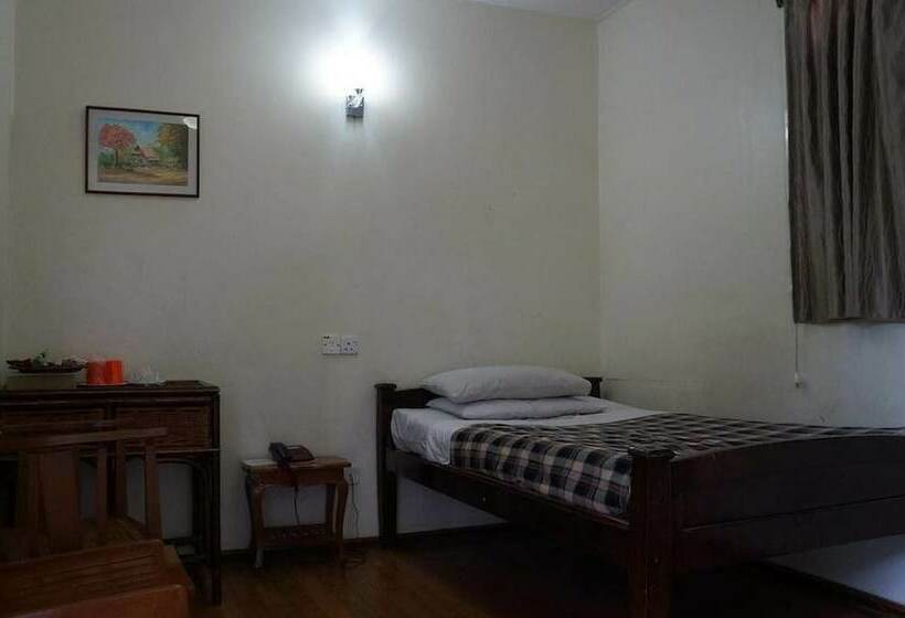 اتاق اکونومی یک تخته, Highland Lodge
