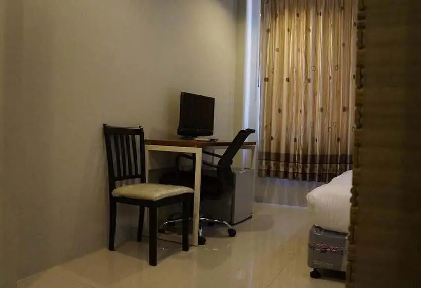 اتاق لوکس, Highland Lodge