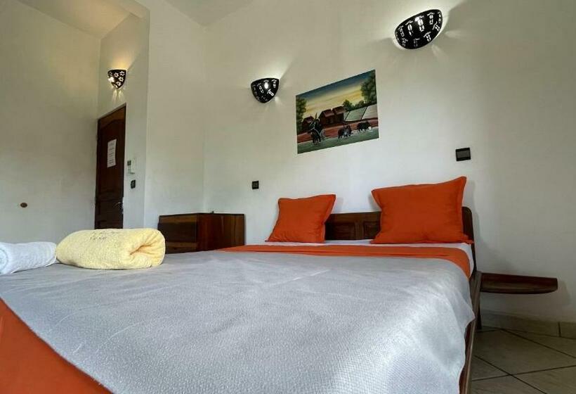 اتاق استاندارد, La Belle Aventure