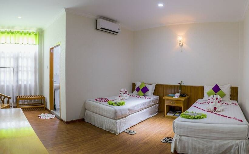 اتاق سوپریور, Rich