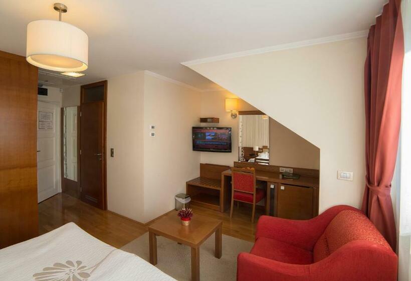 اتاق استاندارد, Slatina Superior