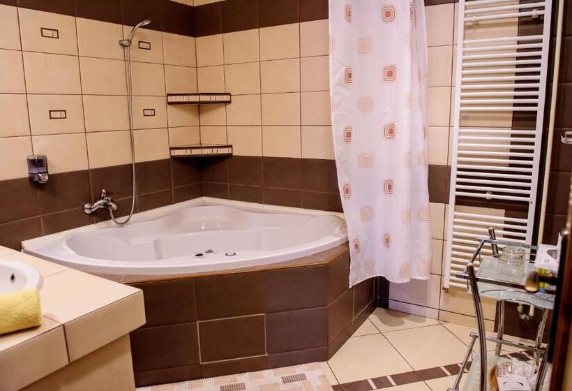 침실 1개 아파트, Slnecny Dvor