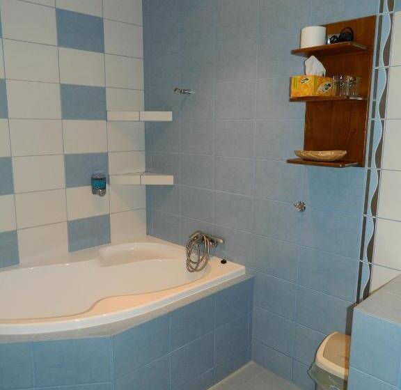 컴포트 룸, Slnecny Dvor