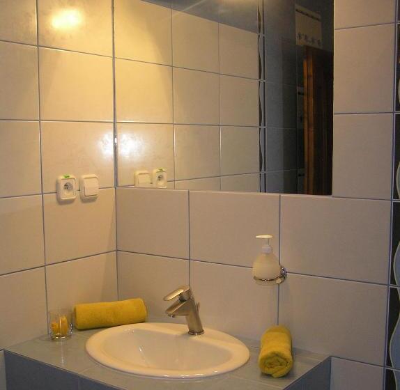 컴포트 룸, Slnecny Dvor