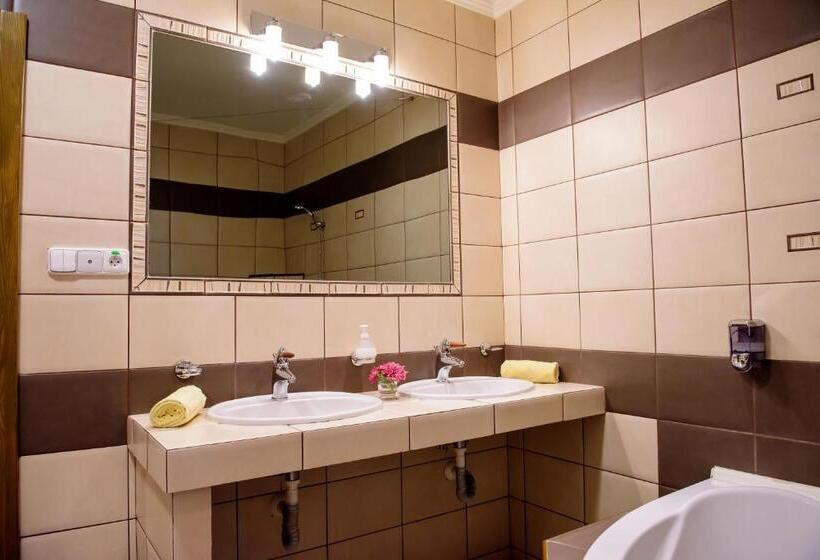 침실 1개 아파트, Slnecny Dvor