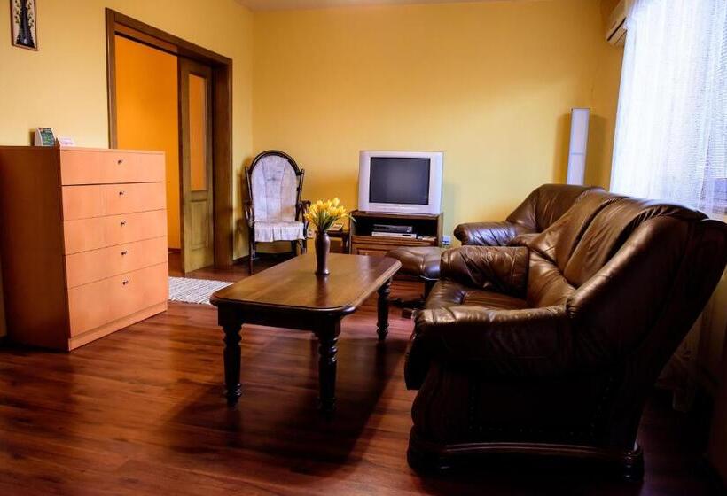 침실 1개 아파트, Slnecny Dvor