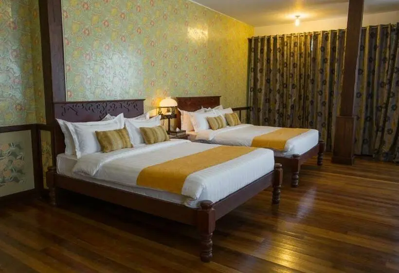 Vuode Makuusalissa, Las Casas Filipinas De Acuzar