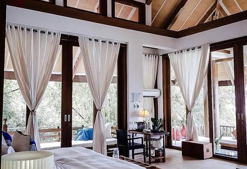 Президентский Люкс, Vivere Azure