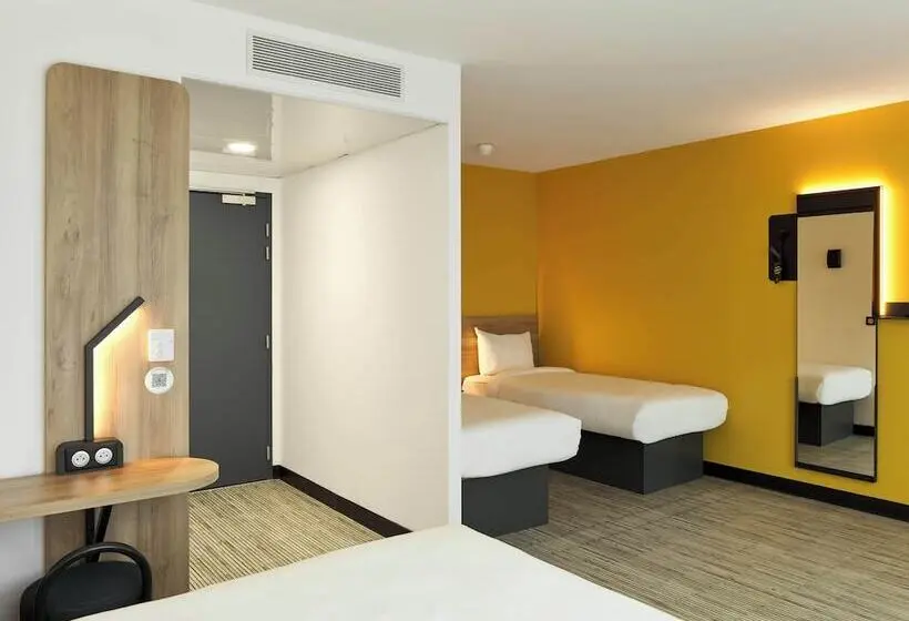 Standard Neljän Hengen Huone, B&b Hotel Cergy Saint Christophe Gare
