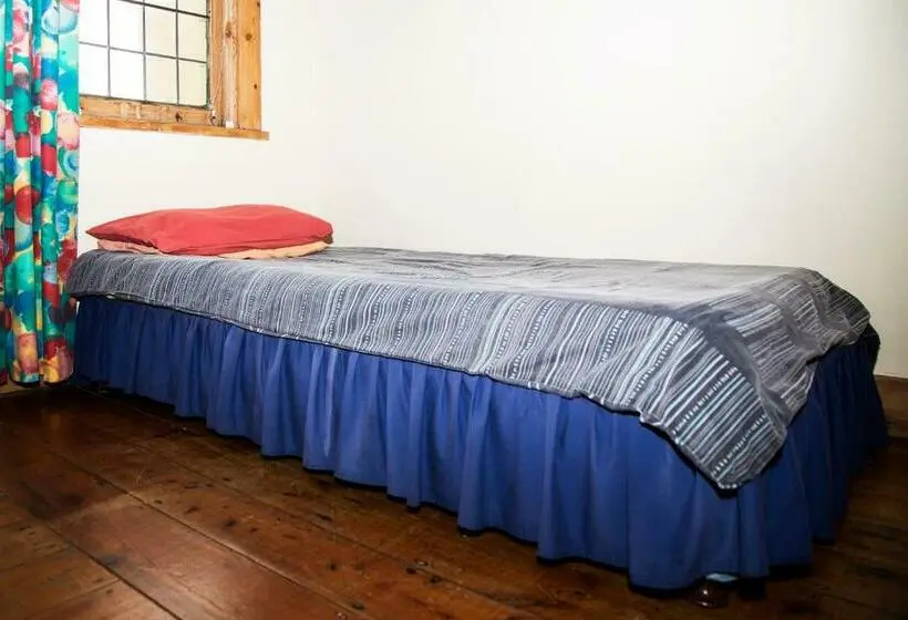 اتاق استاندارد یک تخته با سرویس بهداشتی مشترک, Jikeleza Lodge