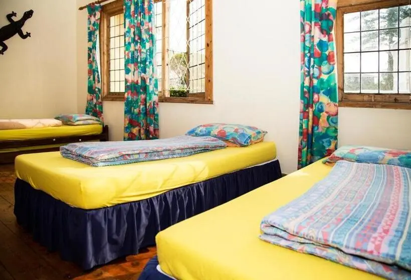 اتاق خانوادگی با سرویس بهداشتی مشترک, Jikeleza Lodge