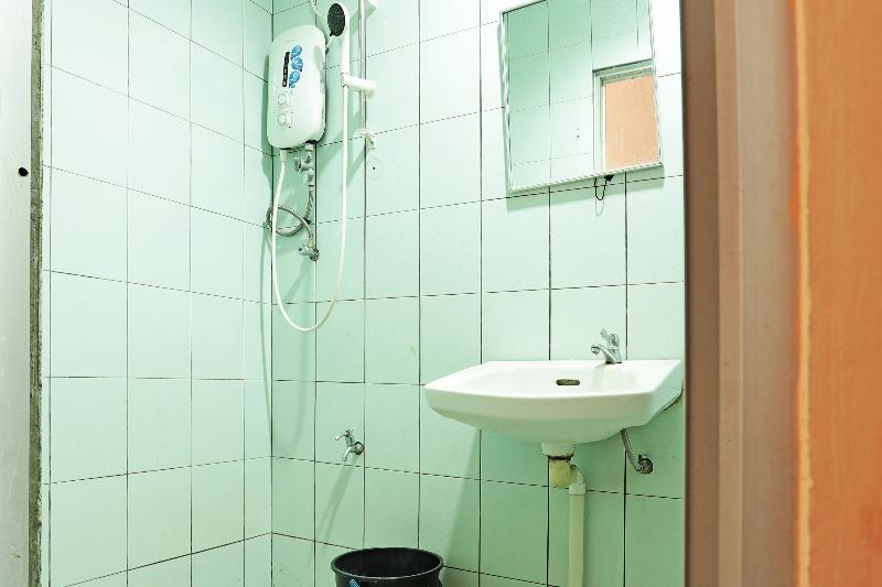 Номер Стандарт, Living House