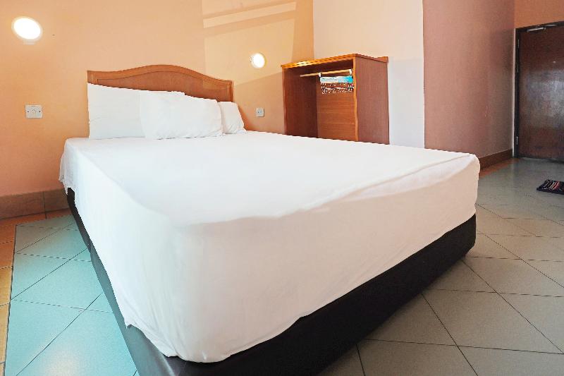 اتاق استاندارد, Living House