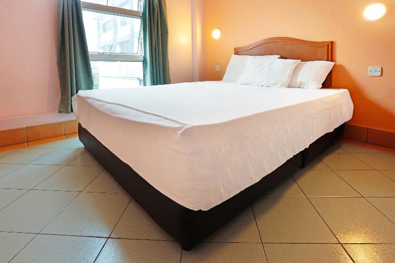 اتاق استاندارد, Living House