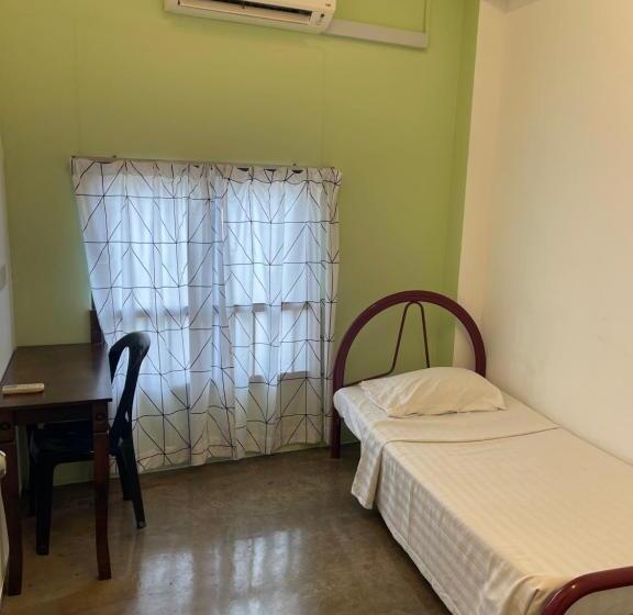 اتاق استاندارد یک تخته با سرویس بهداشتی مشترک, Vintage Inn