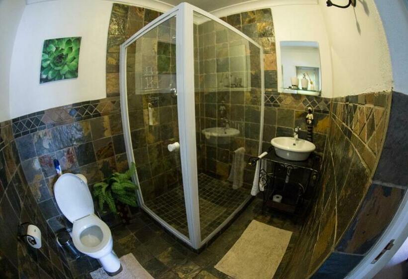 スタンダードルーム, Arista Guesthouse