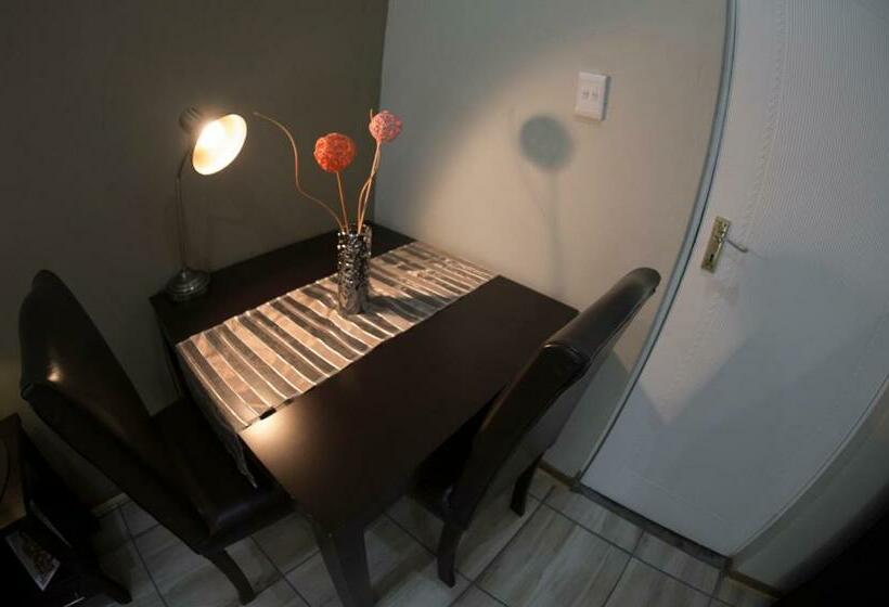 スタンダードルーム, Arista Guesthouse