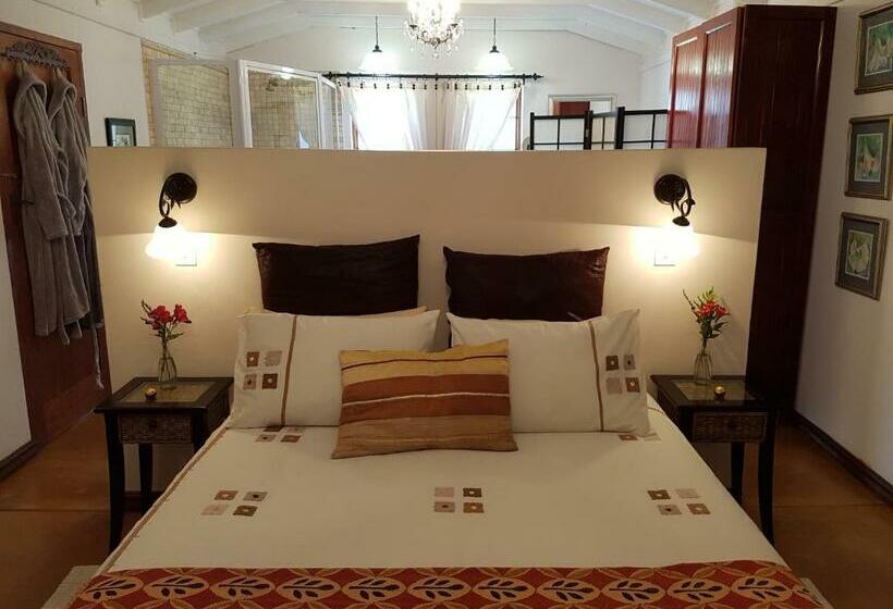 סוויטה, Art Gallery Guest House