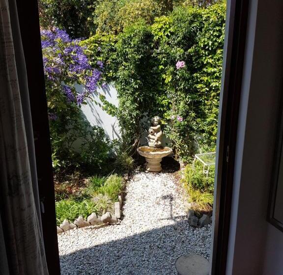 חדר דלוקס עם מרפסת, Art Gallery Guest House