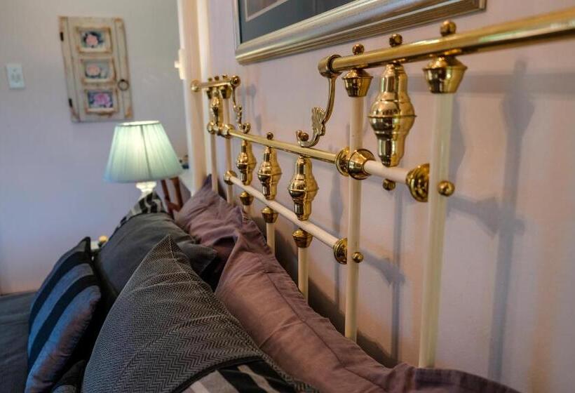 חדר דלוקס עם מרפסת, Art Gallery Guest House