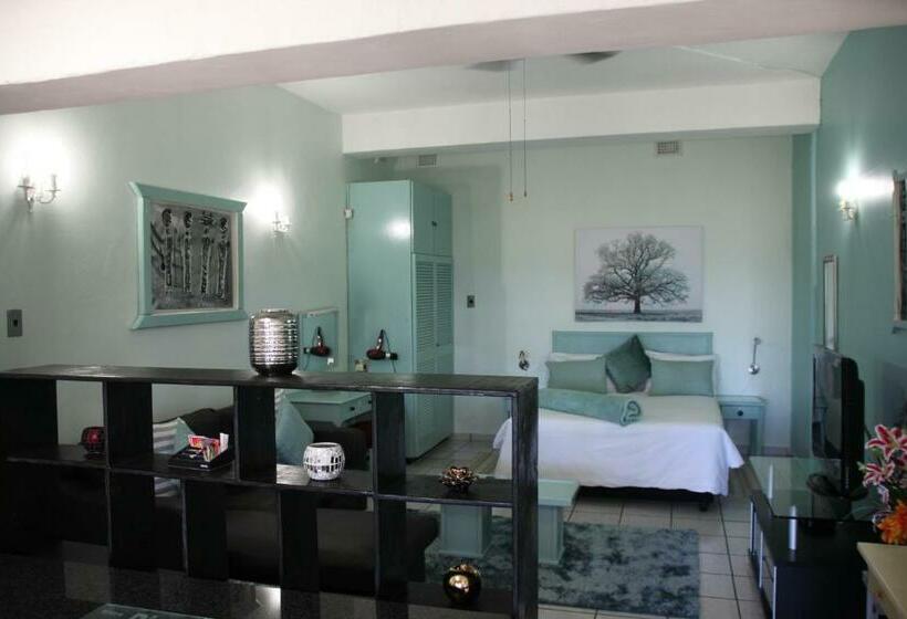 Студио Стандарт Вид на Сад, Fairway Guest Lodge