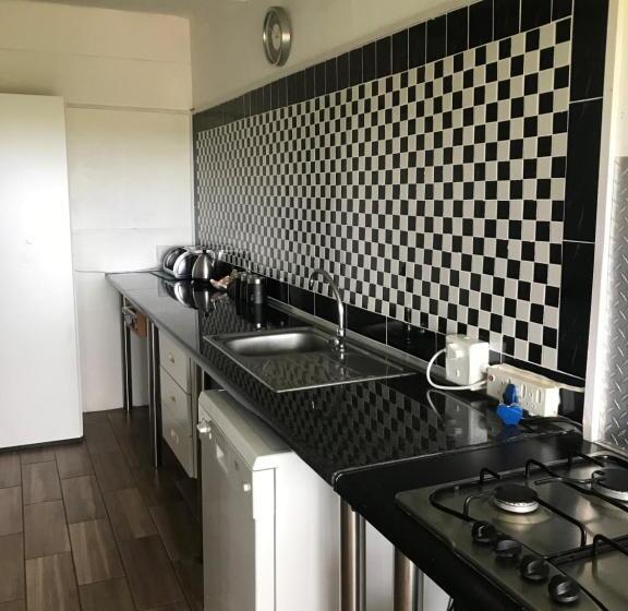 Номер Deluxe Вид на Море с Балконом, Fairway Guest Lodge