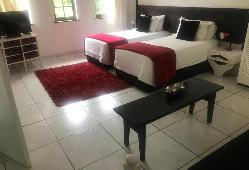 Апартаменты 1 Спальня Вид на Море, Fairway Guest Lodge