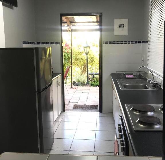 Студио Стандарт с Террасой, Fairway Guest Lodge