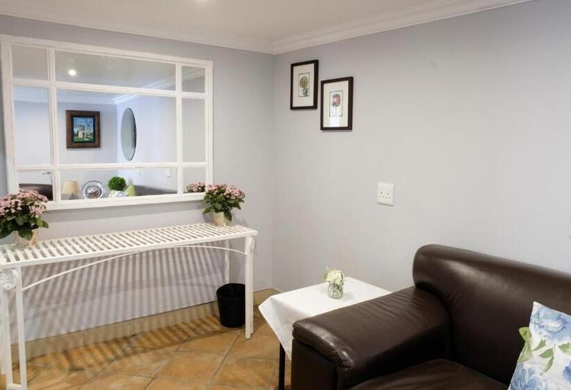 סוויטה משפחתית, Firwood Lodge