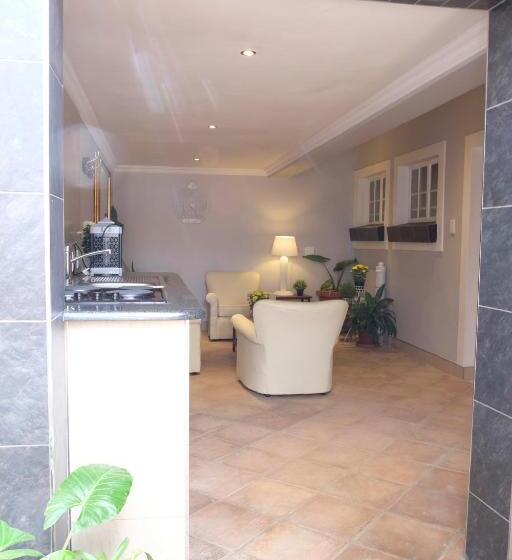 סוויטה אקזקיוטיב, Firwood Lodge