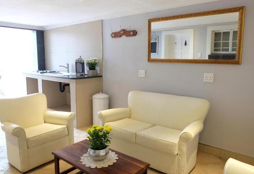 סוויטה אקזקיוטיב, Firwood Lodge