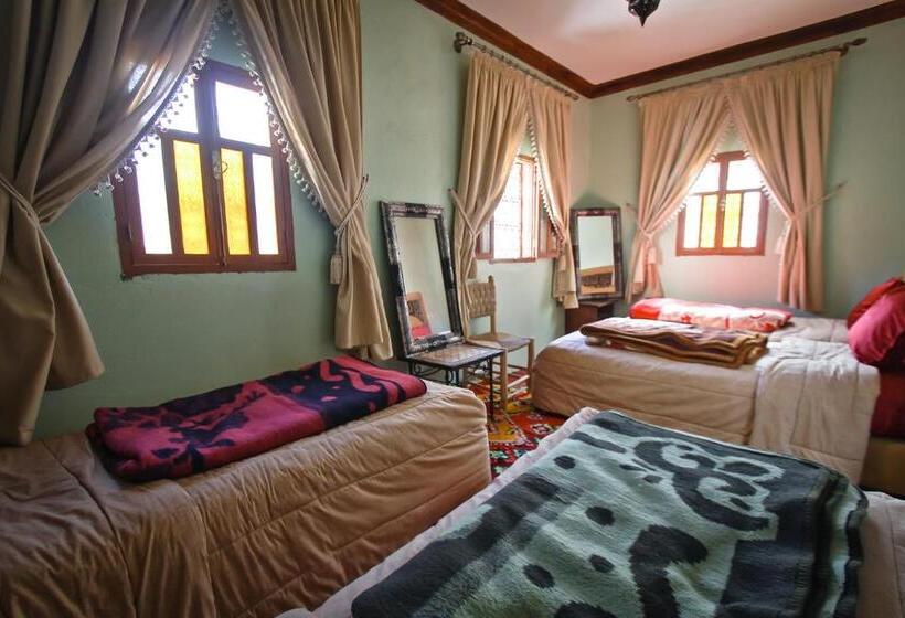 غرفة قياسية رباعية, Gîte Atlas Mazik