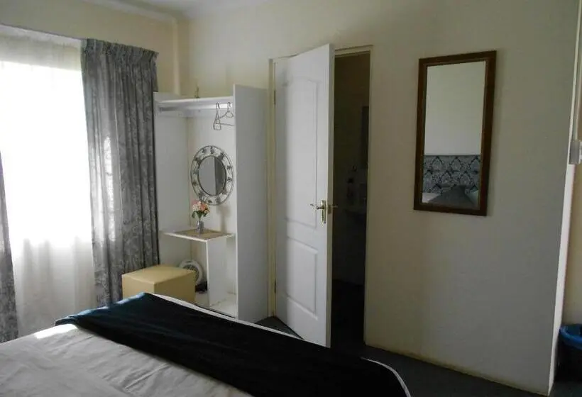 Economy-huone, Hartley Manor Guest House