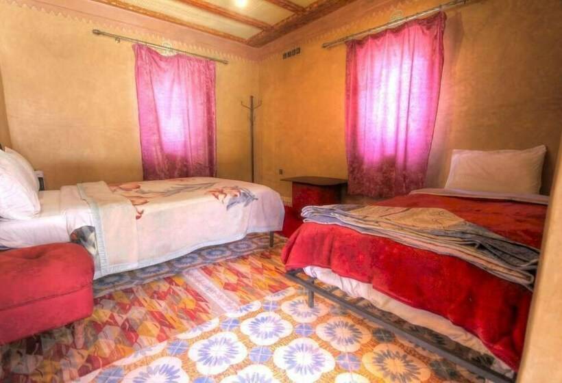 غرفة قياسية ثلاثية, Kasbah Taborihte