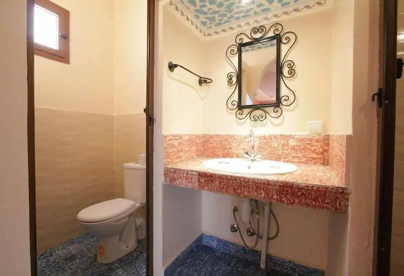 スタンダード４人部屋, Kasbah Taborihte