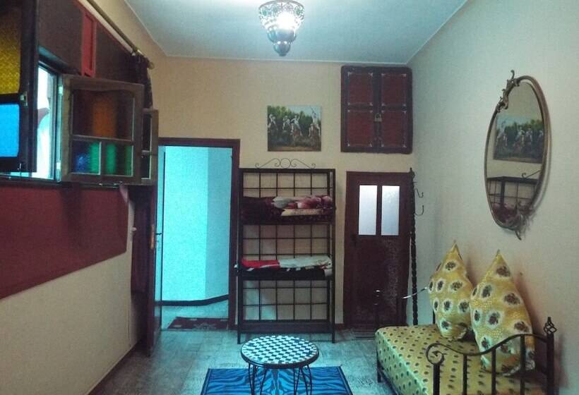 标准间, Maison Adam