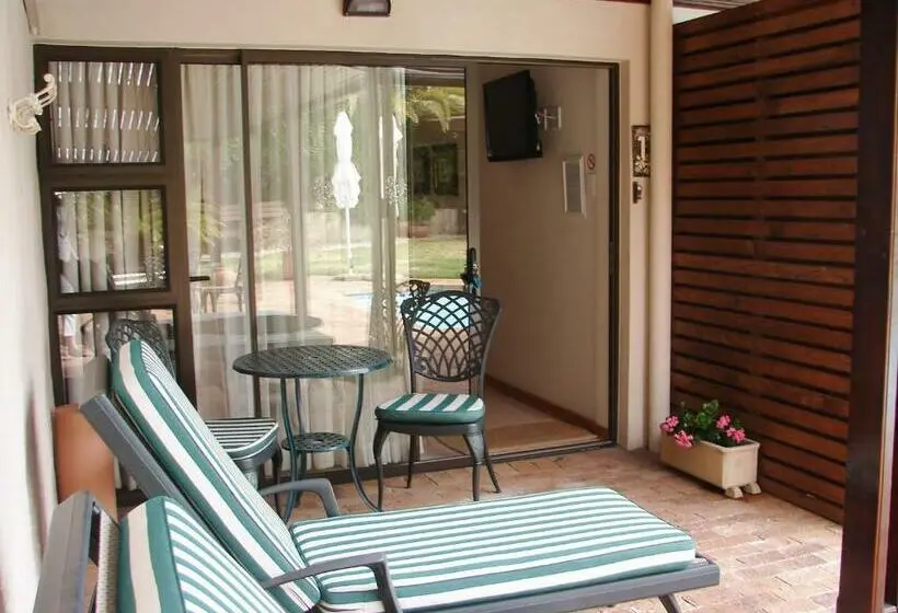 オーシャンビュースーペリアールーム, Majorca House