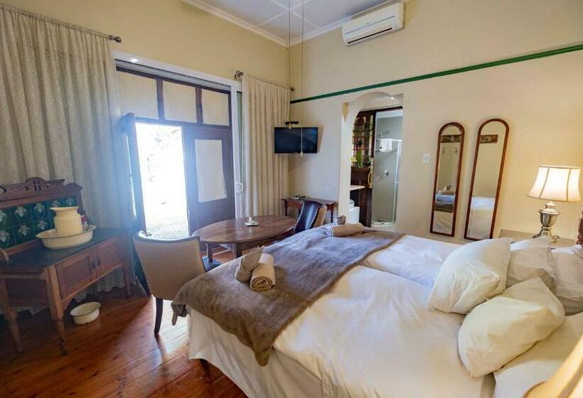 غرفة ديلوكس, Skinkikofi Guest House